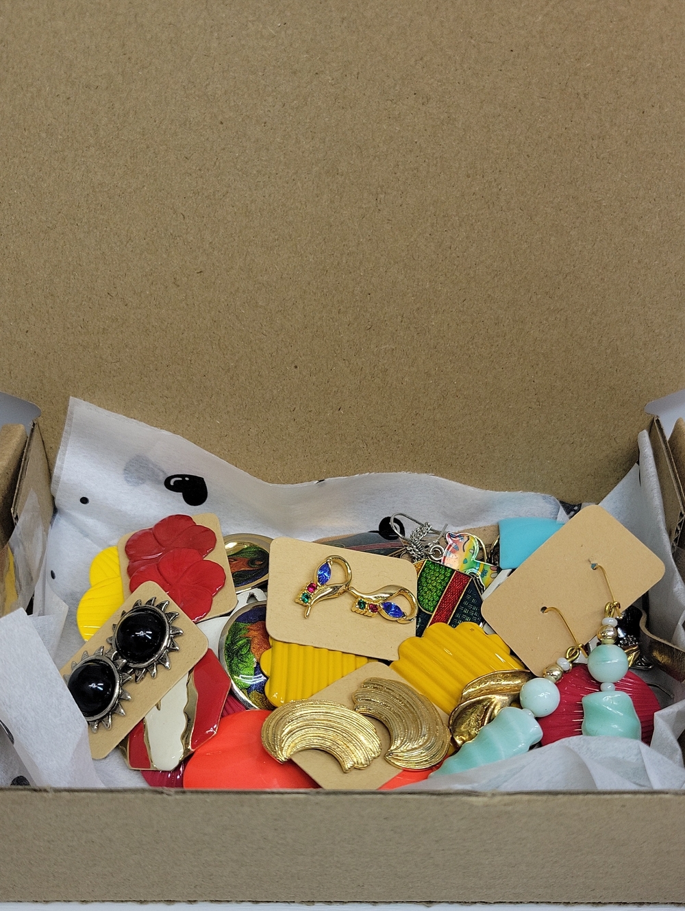 15pc Earrings In A Box